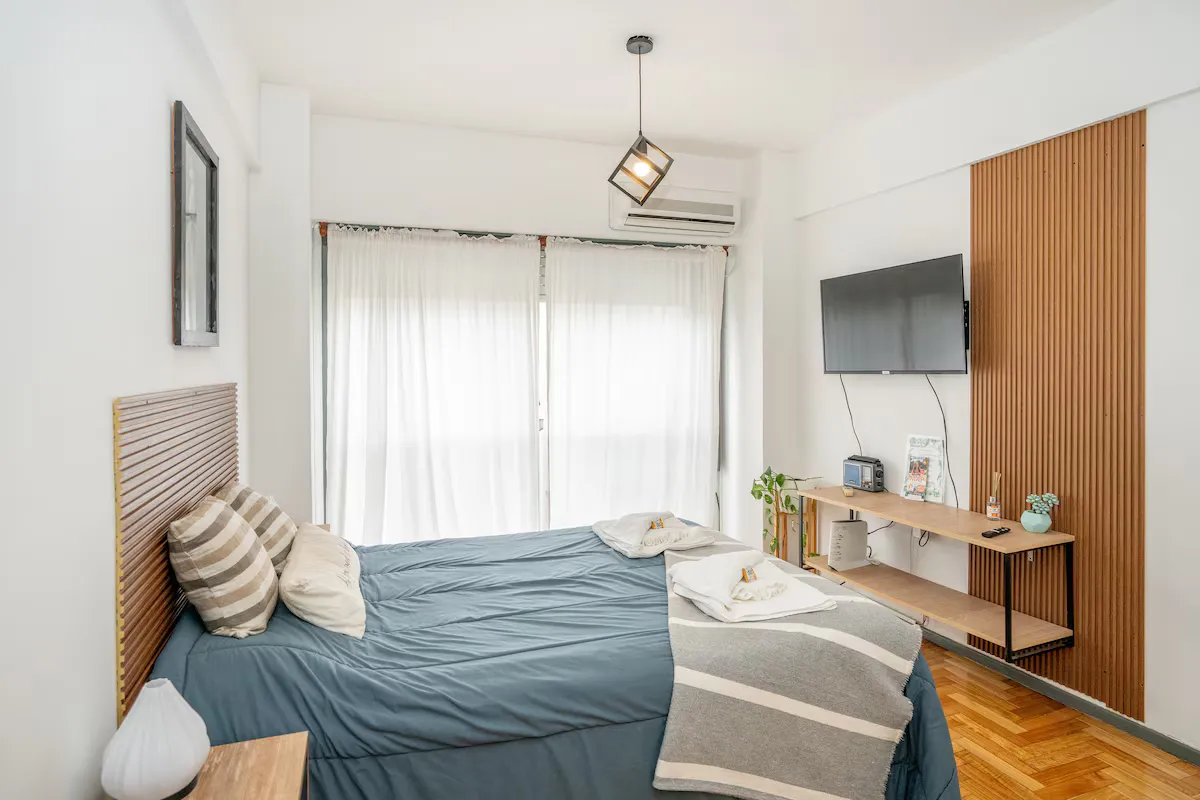 Cálido Refugio para Parejas en Bs As - WI FI - AC 9